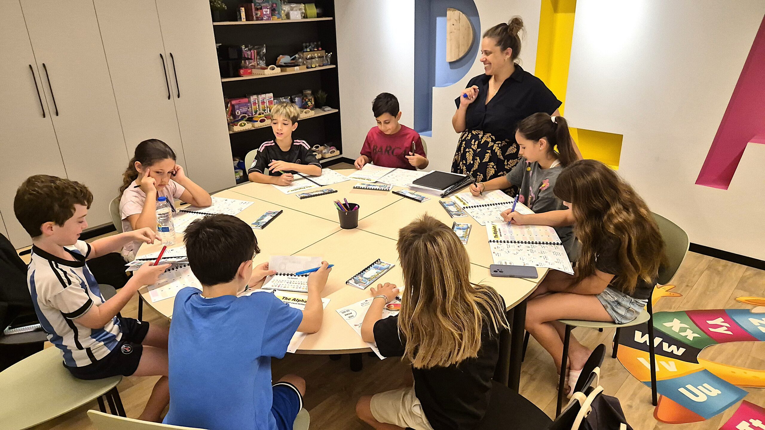 חוגי אנגלית לילדים