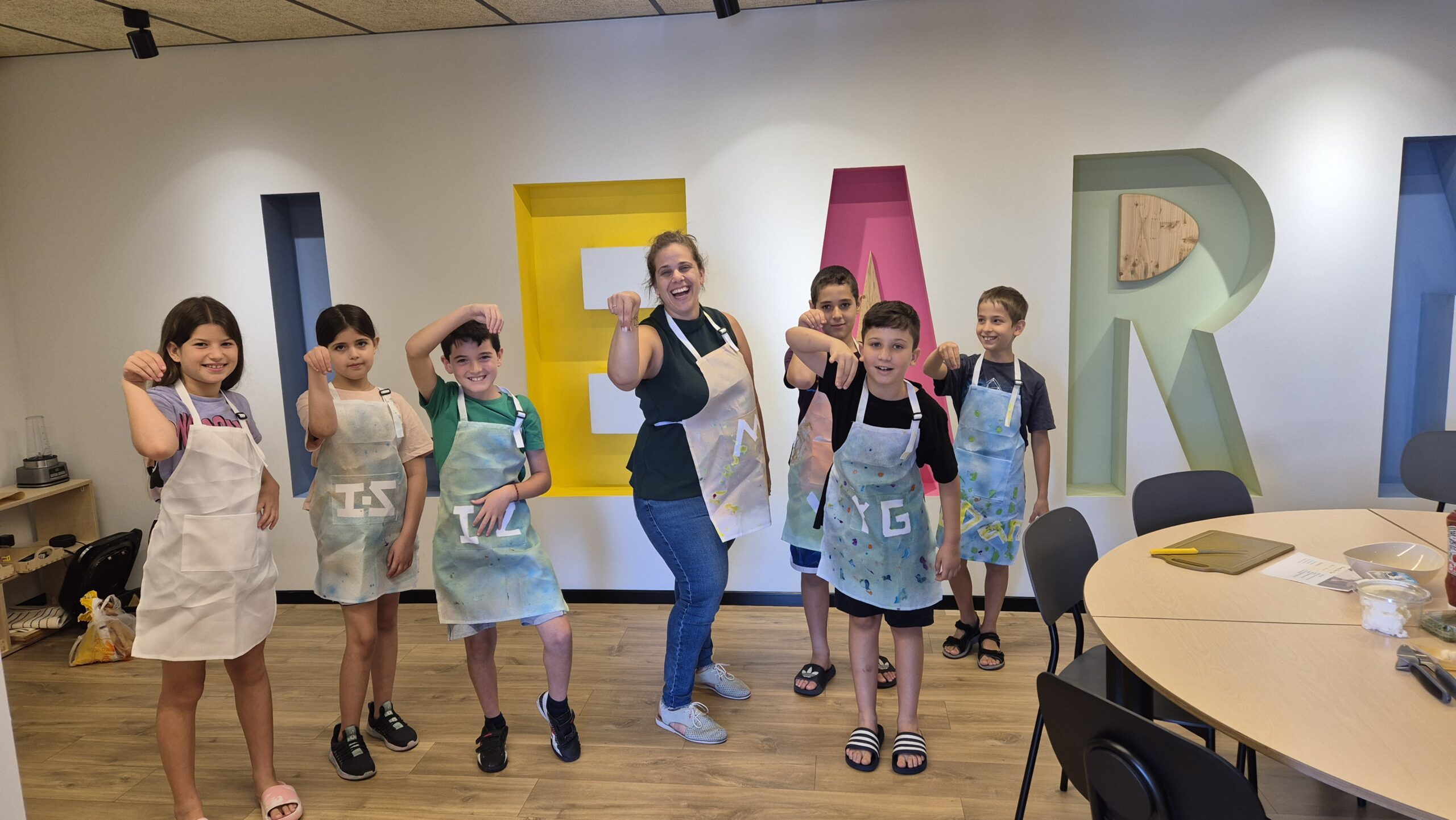 קייטנות מסביב לעולם